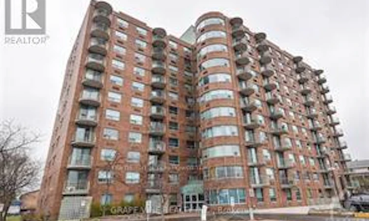 1010-1440 Heron Road