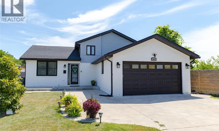 1479 Southdale