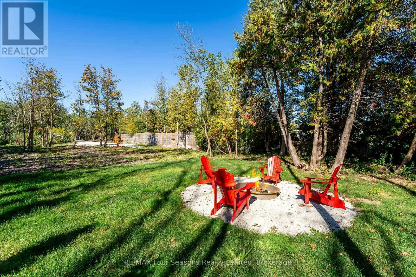 9746 Beachwood Road, Collingwood, ON, L9Y 0X2