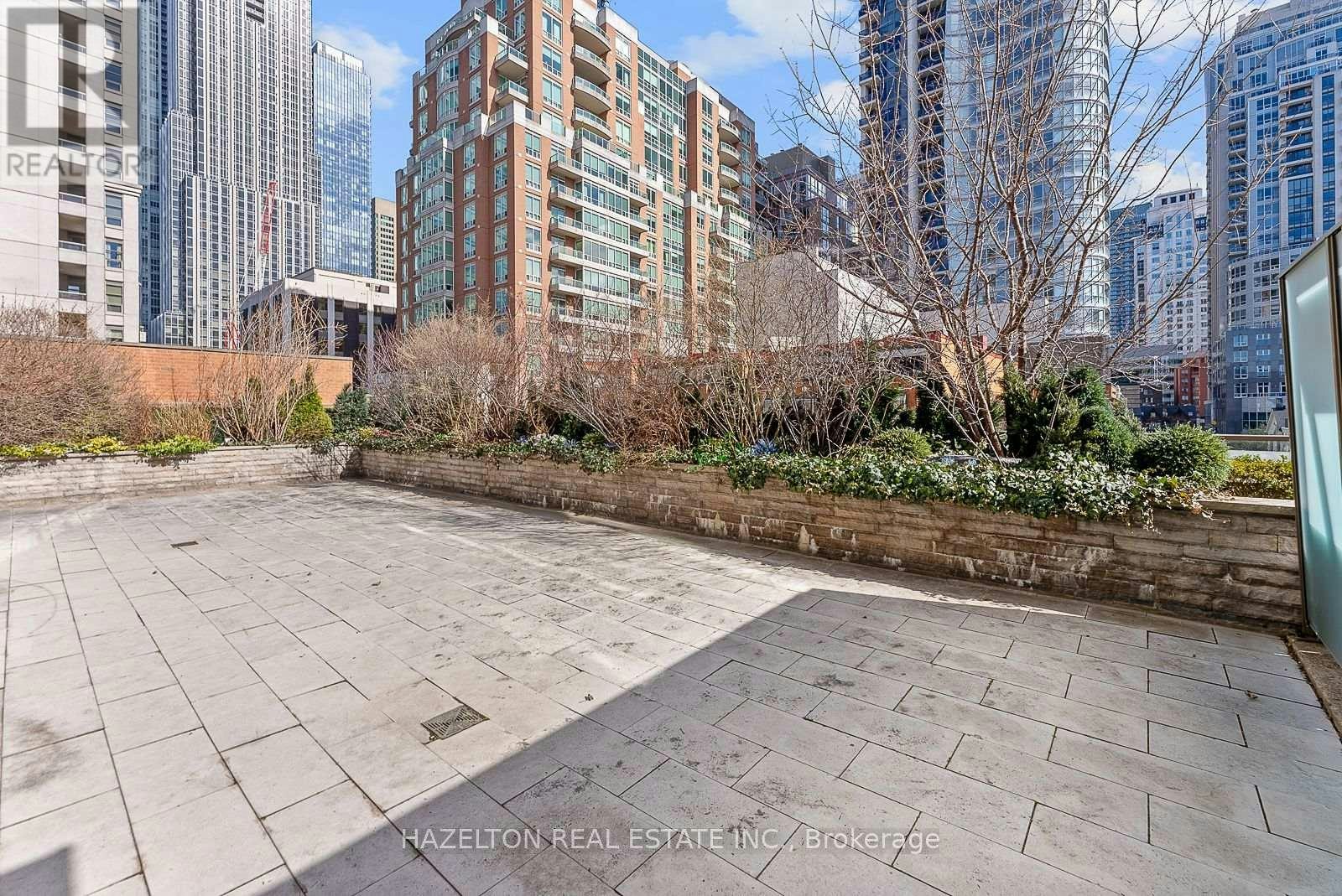 304-80 Yorkville Avenue, Toronto, ON, M5R 2C2 - 21