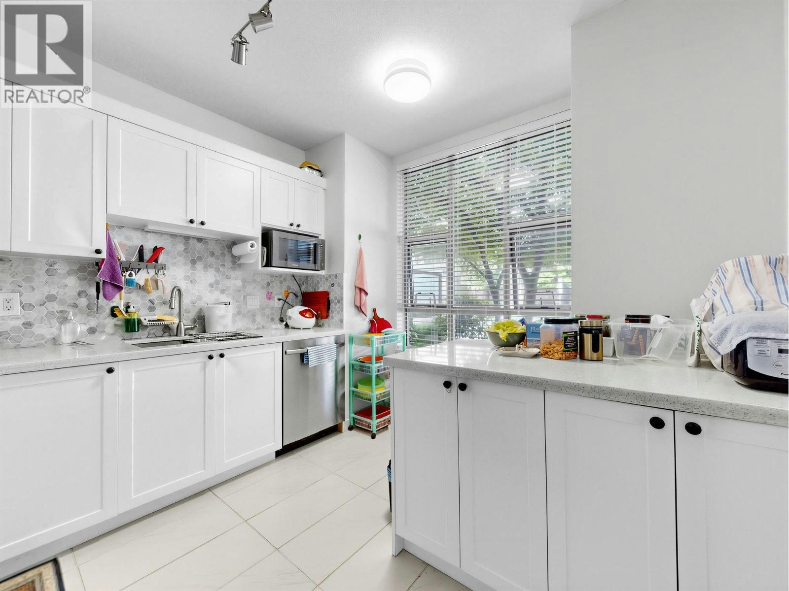 8268 Saba Road, Richmond, BC, V6Y 4C6 - 7