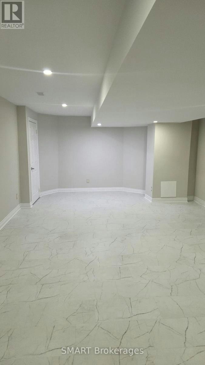 61 Pairash Avenue, Richmond Hill, ON, L4C 0N1 - 4