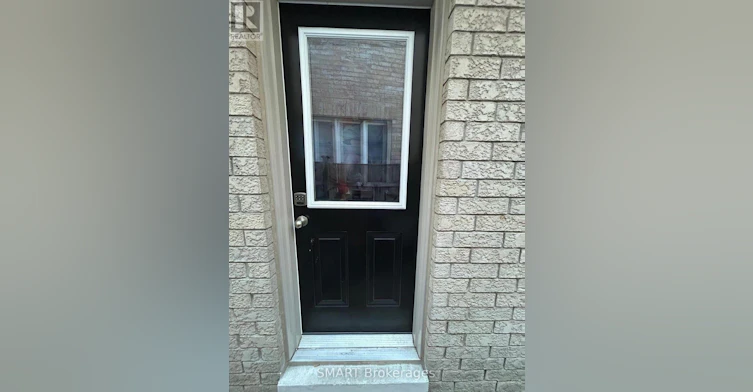 61 Pairash Avenue, Richmond Hill, ON, L4C 0N1 - 2