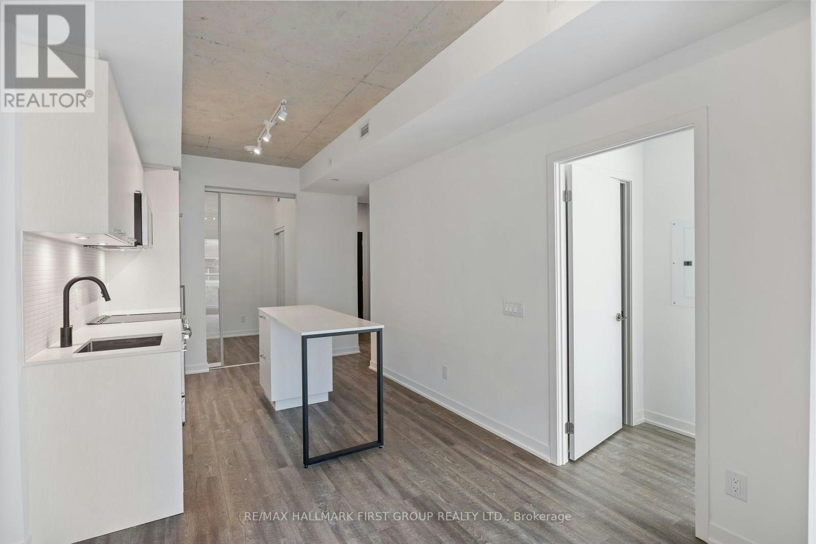 408-1808 St Clair Avenue W, Toronto, ON, M6N 0C1 - 13