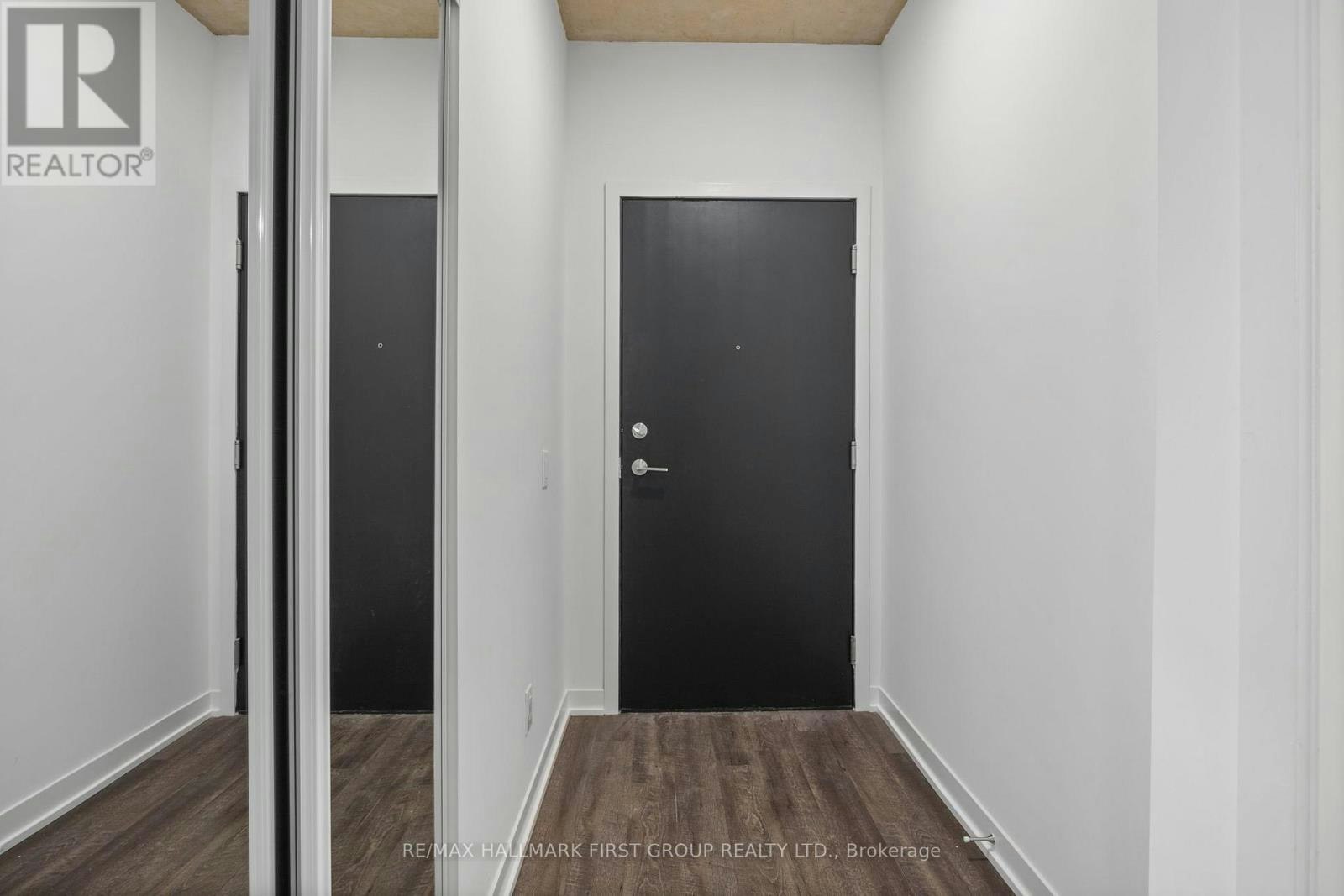 408-1808 St Clair Avenue W, Toronto, ON, M6N 0C1 - 3