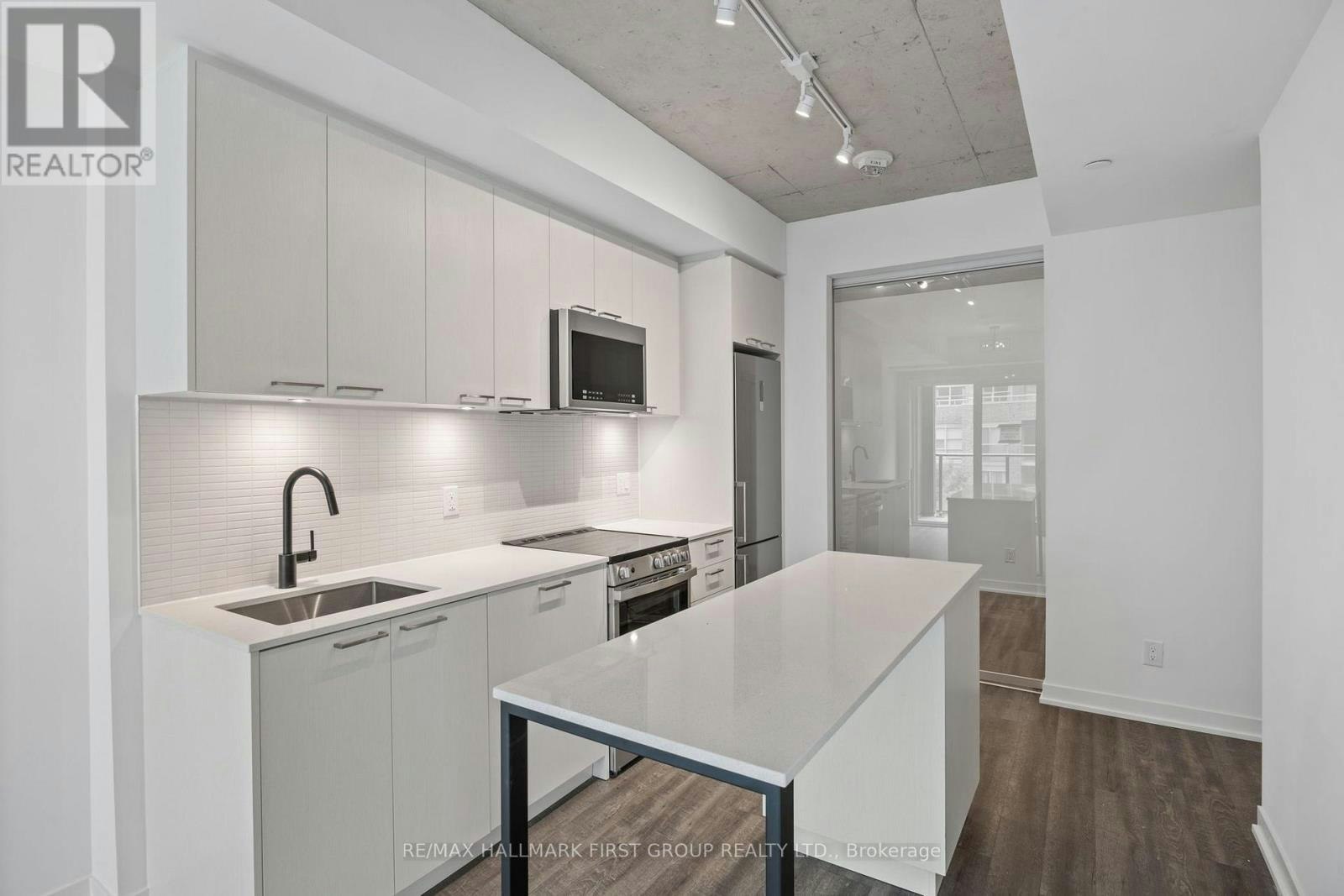 408-1808 St Clair Avenue W, Toronto, ON, M6N 0C1 - 8