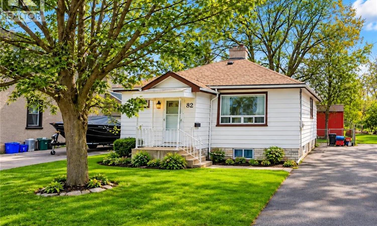 82 Norfolk Avenue