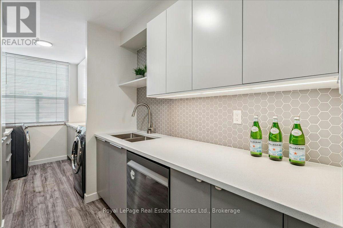 812-966 Inverhouse Drive, Mississauga, ON, L5J 4B6 - 9