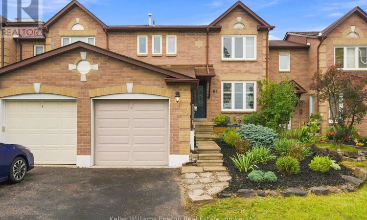 61 Fernbank Place