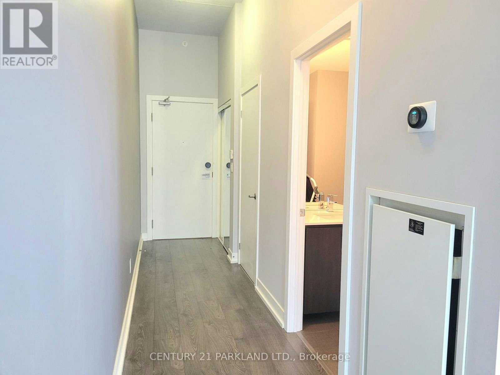 403-75 The Donway W, Toronto, ON, M3C 2E9 - 17