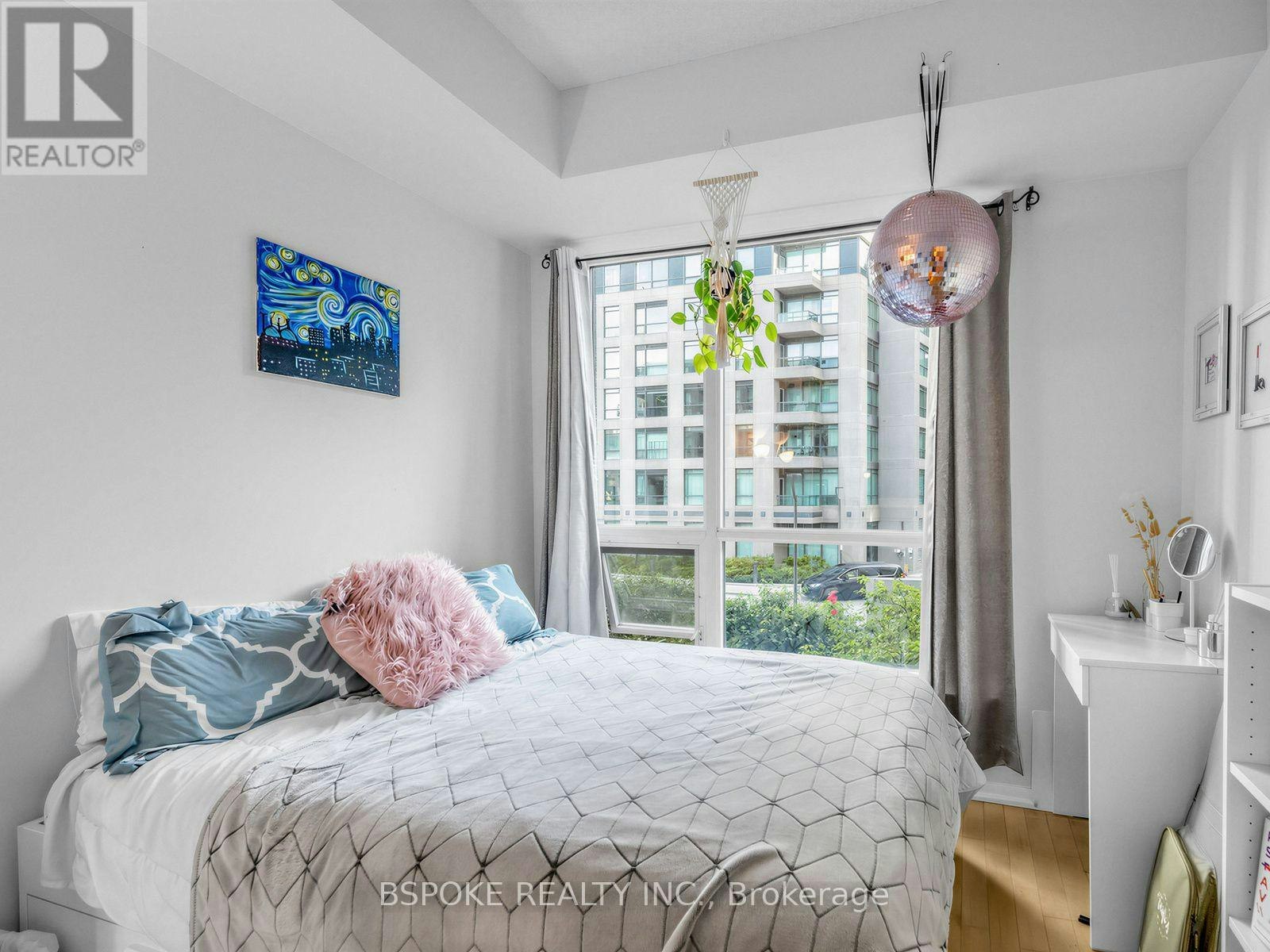 235-231 Fort York Boulevard, Toronto, ON, M5V 1B2 - 12