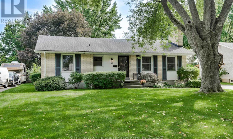 49 Mcleod Crescent