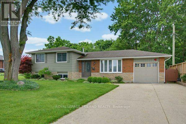 5 Warren Crescent, St. Thomas, ON, N5P 3Z1