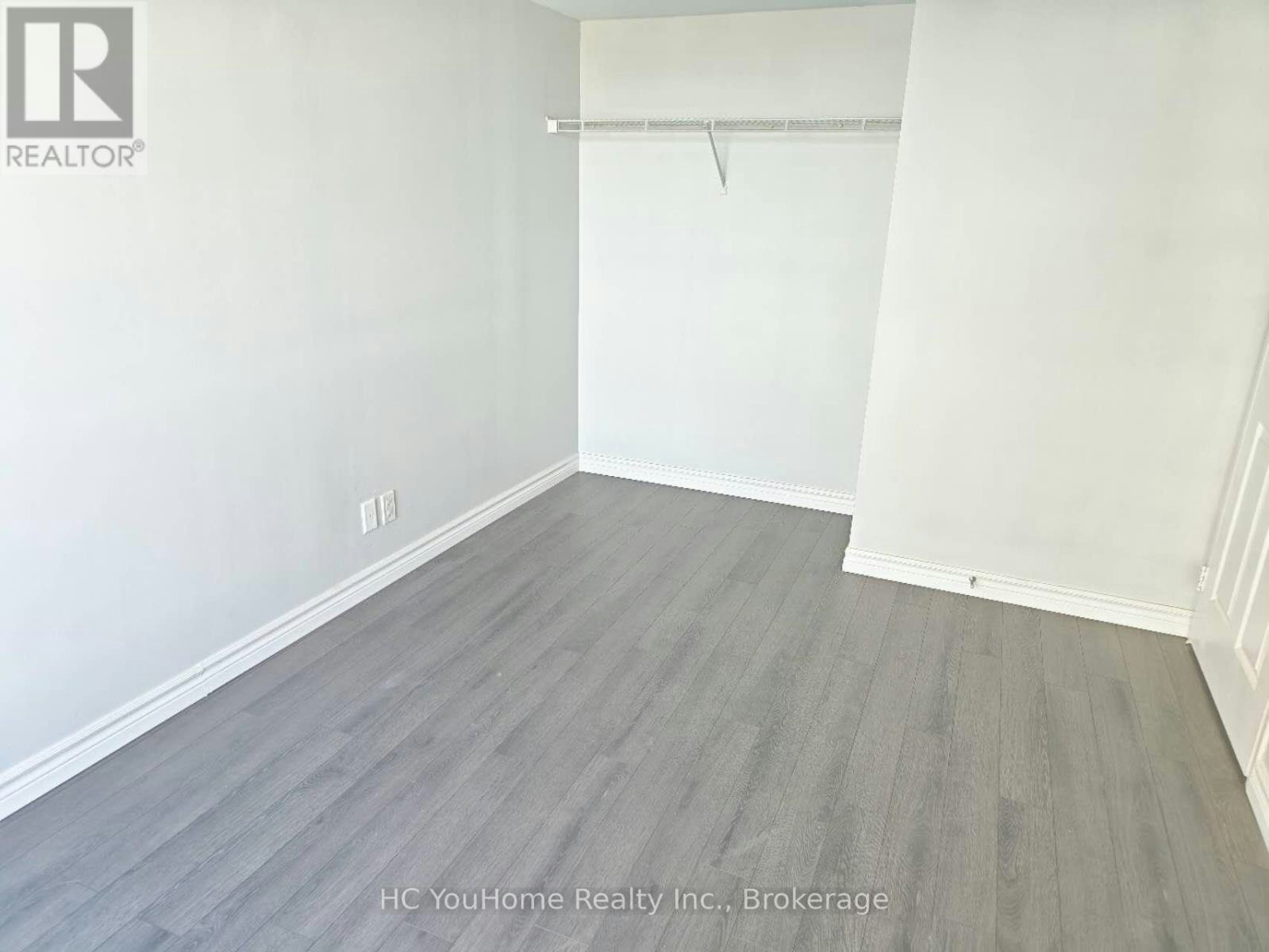 801-8 Lee Centre Drive, Toronto, ON, M1H 3H8 - 9