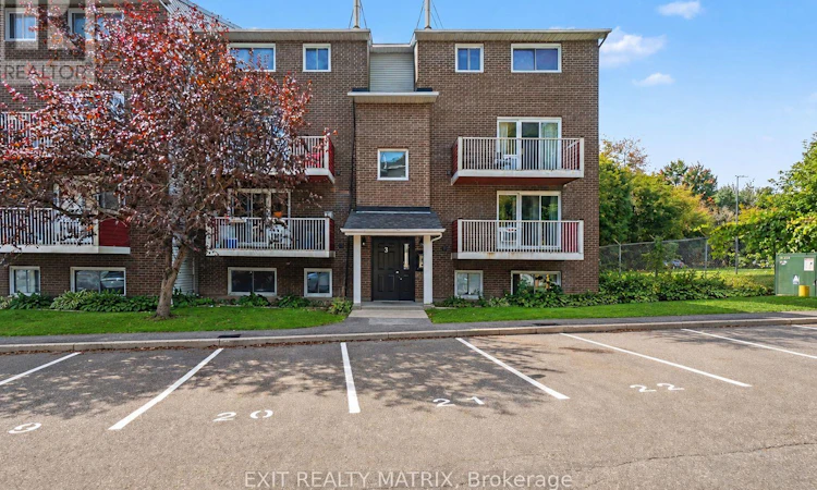 302-1589 St. Bernard Street