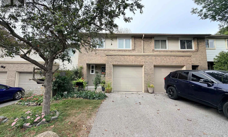 10 Knightsbridge Way