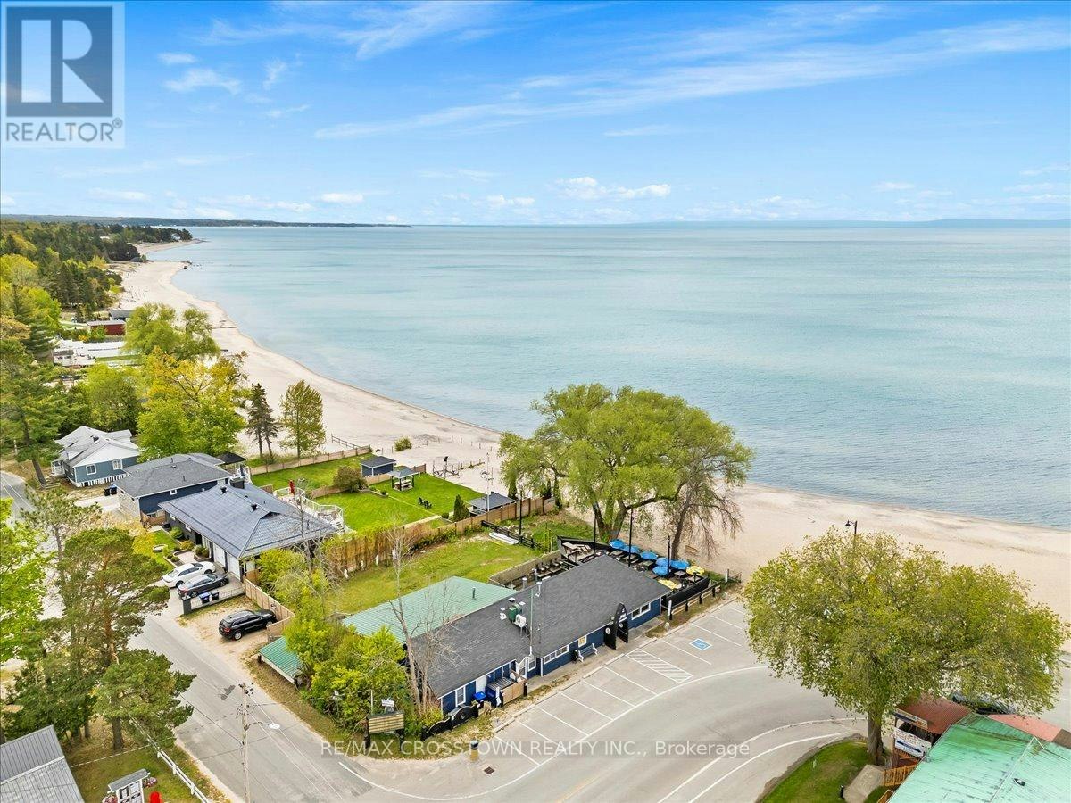 369 Balm Beach Road W, Tiny, ON, L0L 2J0