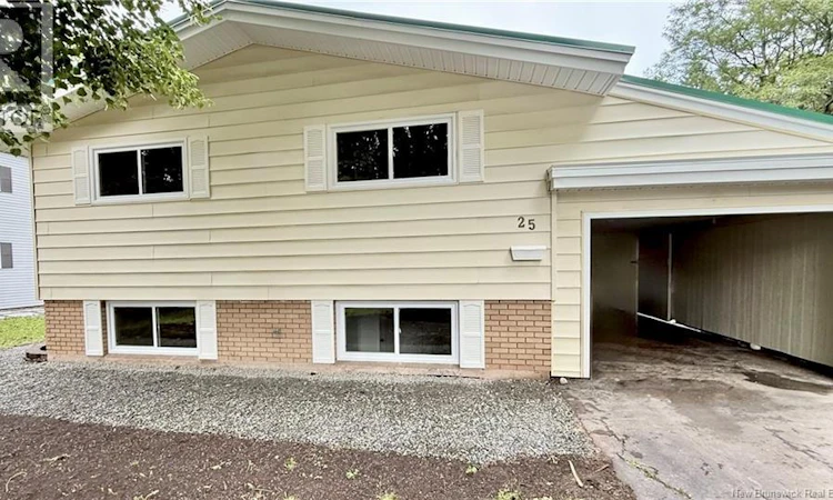 25 Vista Drive
