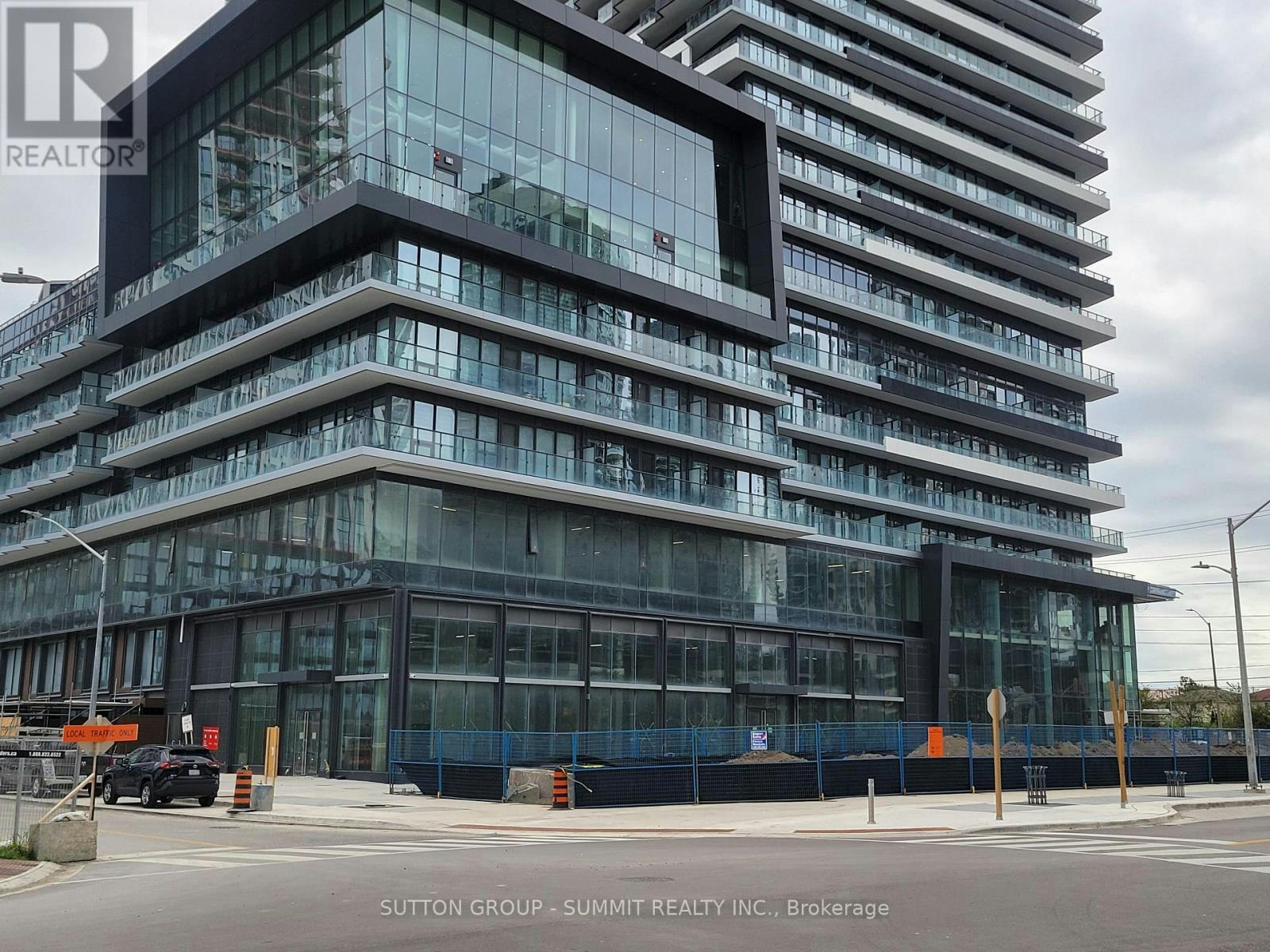 5903-448 Burnhamthorpe Road W, Mississauga, ON, L5B 0R4 - 2