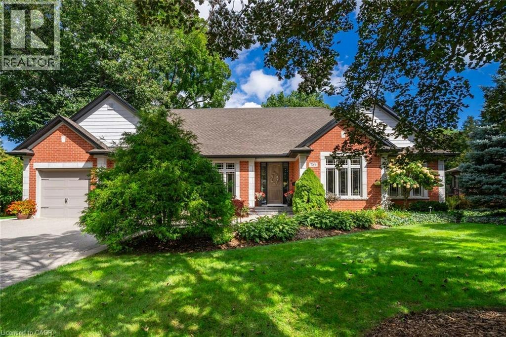 789 Sunset Road, Burlington, ON, L7T 3X3