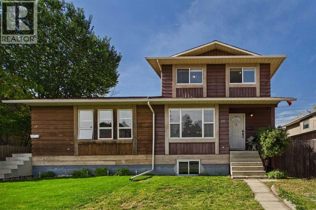 17 Deermeade Road SE, Calgary, AB, T2J 5Z4