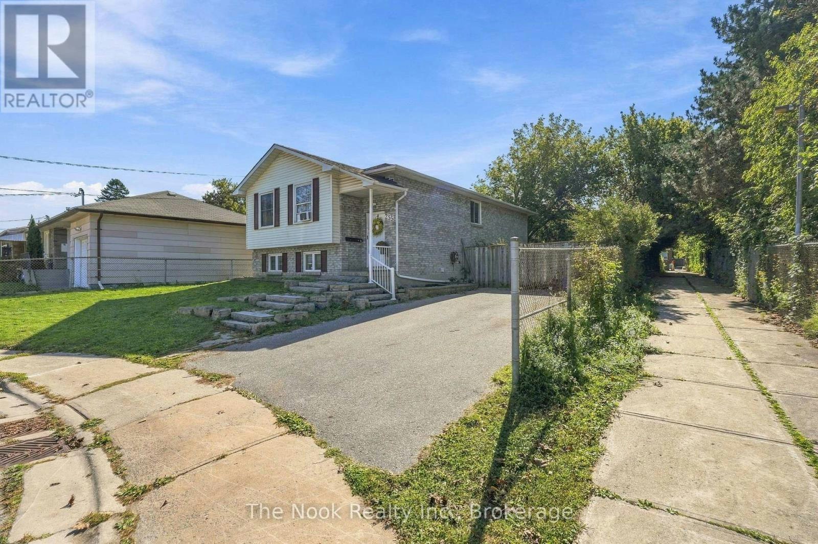BASEMENT-255 Greenwood Avenue, Oshawa, ON, L1J 1W7 - 30