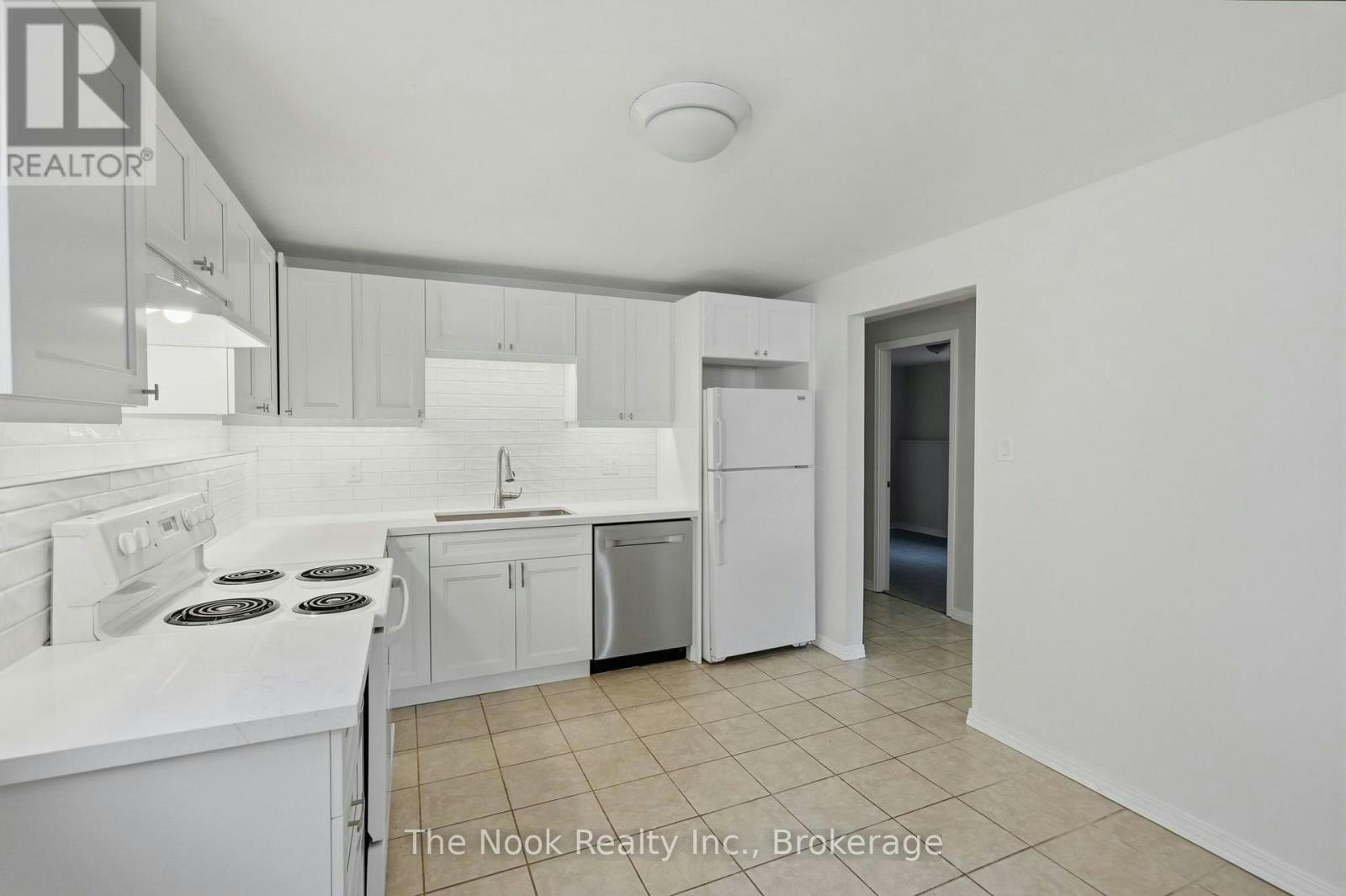 BASEMENT-255 Greenwood Avenue, Oshawa, ON, L1J 1W7 - 6
