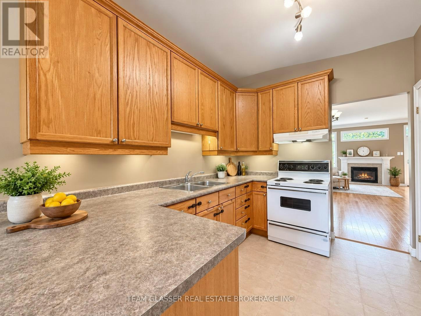 32-44 Edgevalley Road, London, ON, N5Y 5P6 - 8
