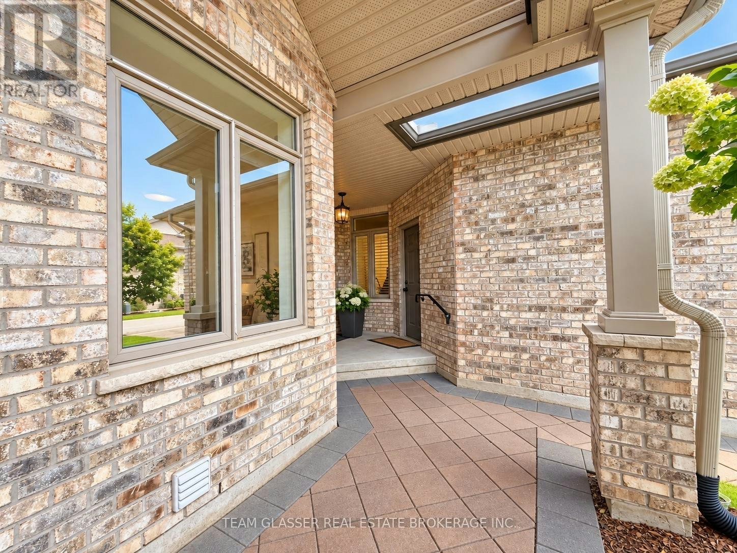 32-44 Edgevalley Road, London, ON, N5Y 5P6 - 2