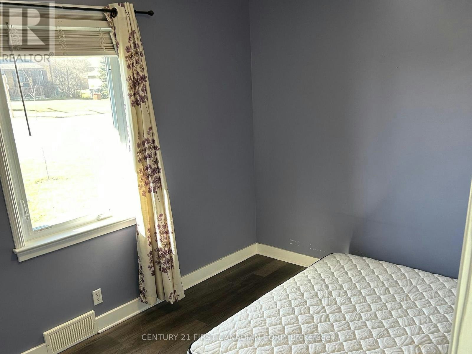 33374 Richmond Street, Lucan Biddulph, ON, N0M 2J0 - 9