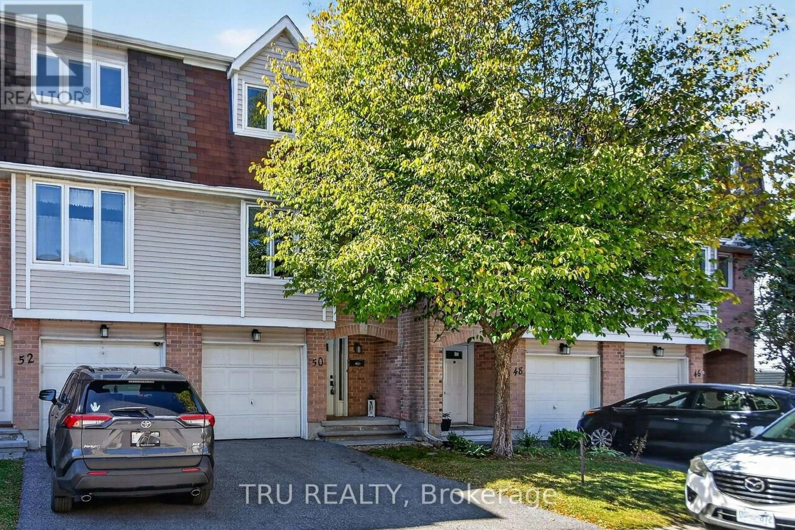 90-50 Lightfoot Place, Ottawa, ON, K2L 3M2