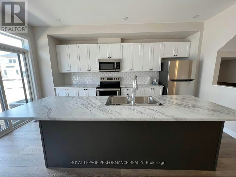 33 Watchim Street, Ottawa, ON, K4A 3W6 - 2