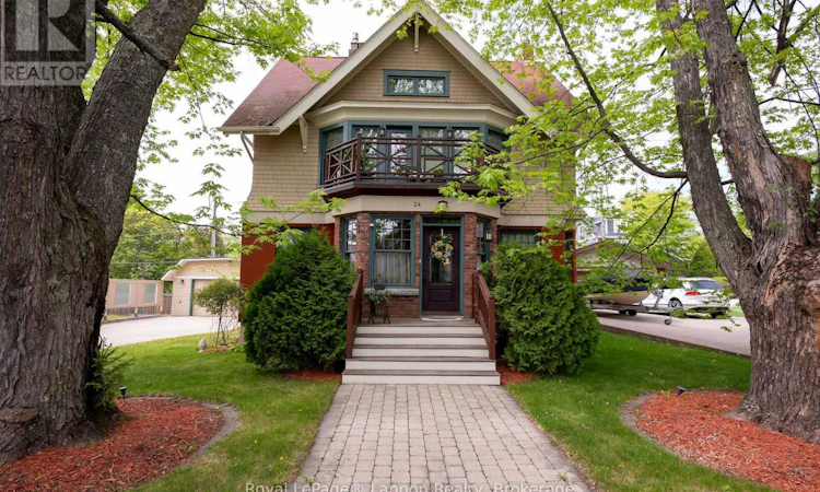 34 Winnipeg Avenue