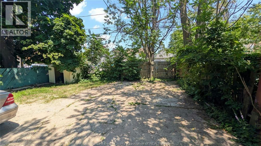 UPPER-322 Partington, Windsor, ON, N9B 2N5 - 3