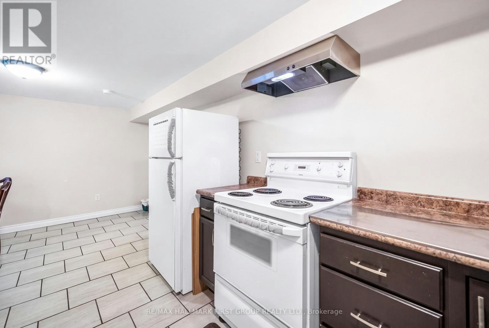 487 Cunningham Avenue, Oshawa, ON, L1J 3C1 - 6