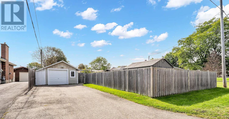 487 Cunningham Avenue, Oshawa, ON, L1J 3C1 - 11