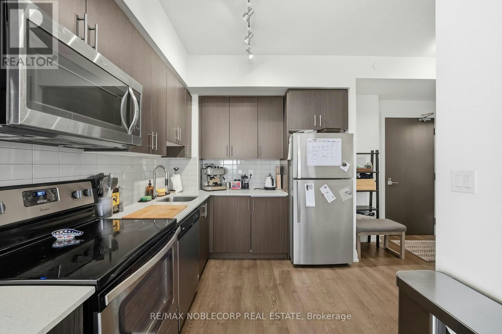 805-3600 7 Highway Road, Vaughan, ON, L4L 0G7 - 4