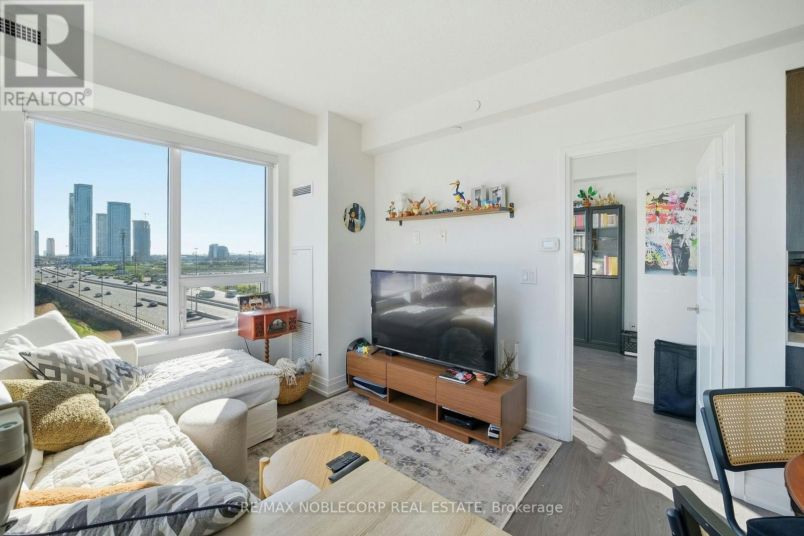805-3600 7 Highway Road, Vaughan, ON, L4L 0G7 - 8