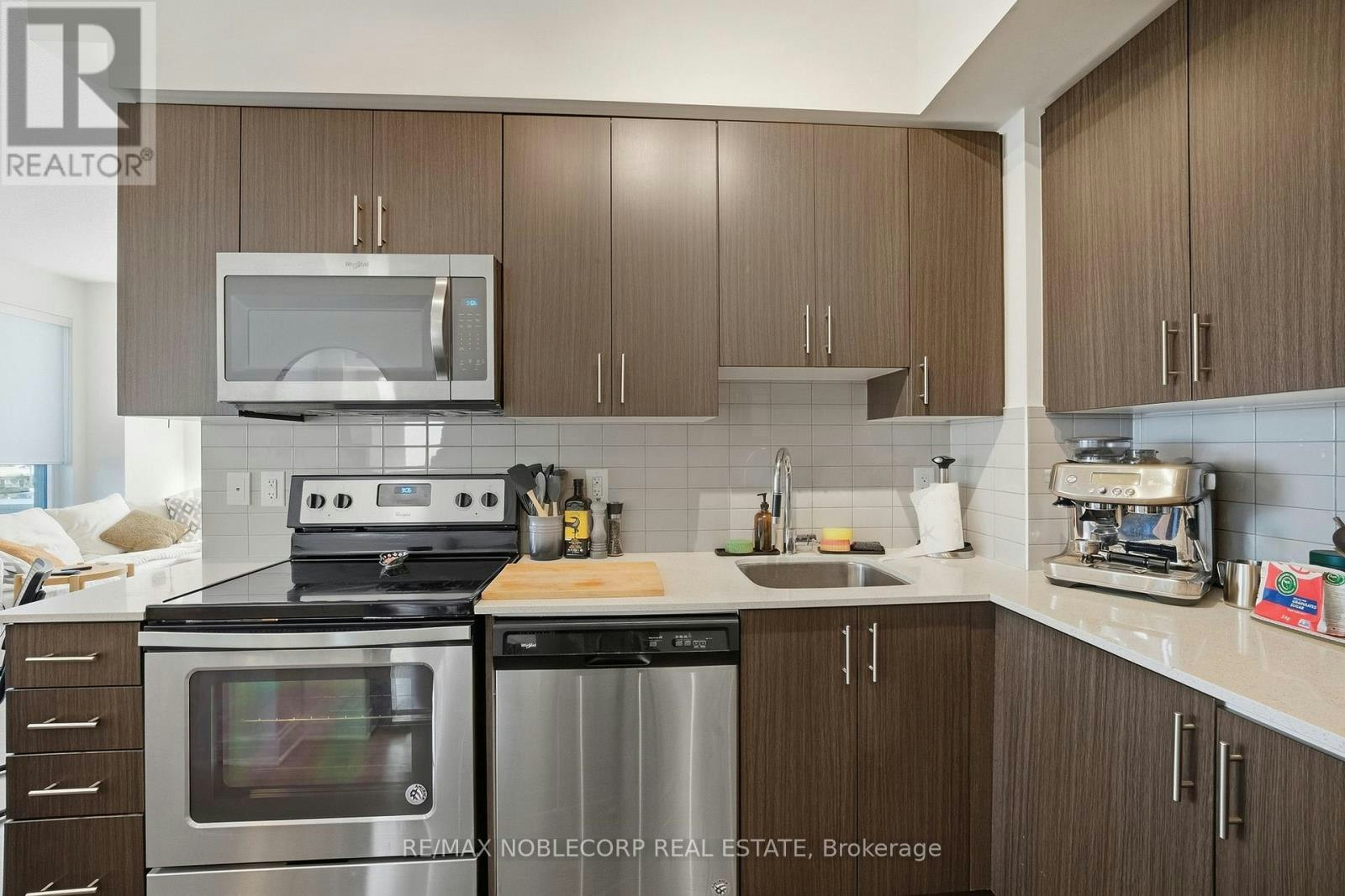 805-3600 7 Highway Road, Vaughan, ON, L4L 0G7 - 3