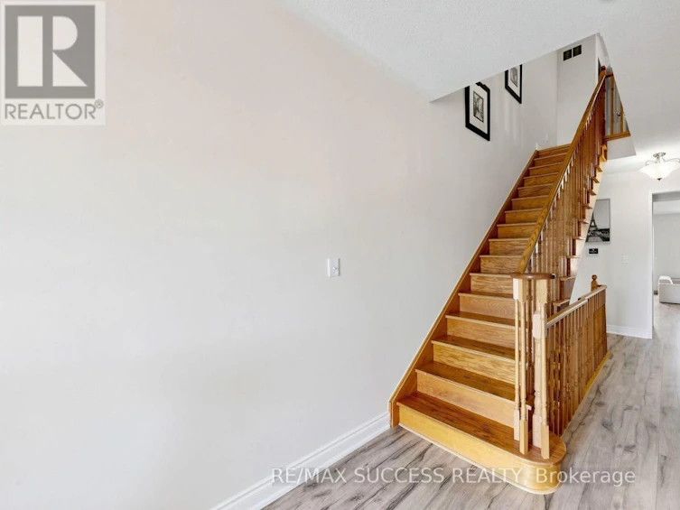 19 Boot Terrace, Toronto, ON, M3J 0A1 - 28