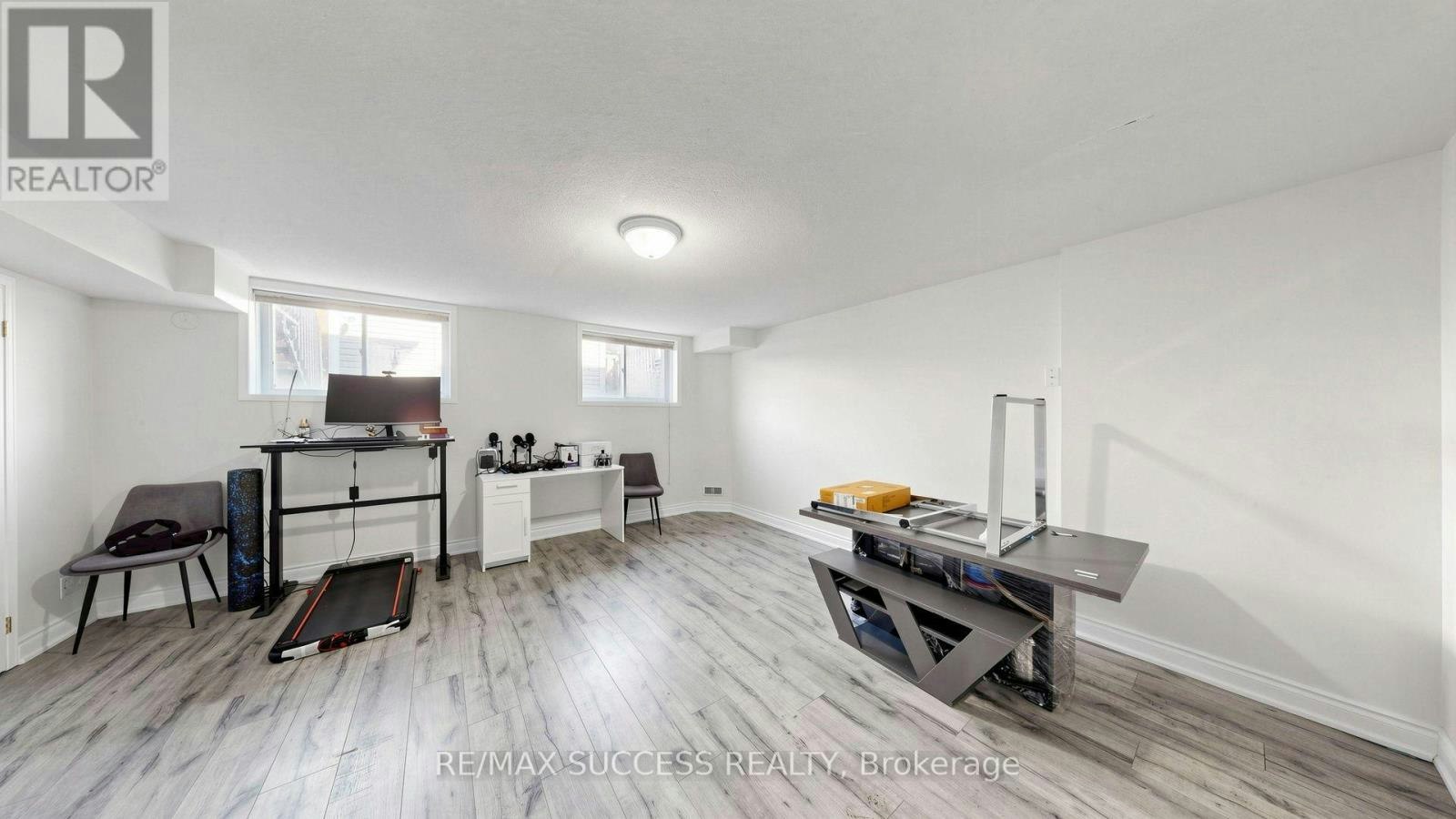 19 Boot Terrace, Toronto, ON, M3J 0A1 - 6