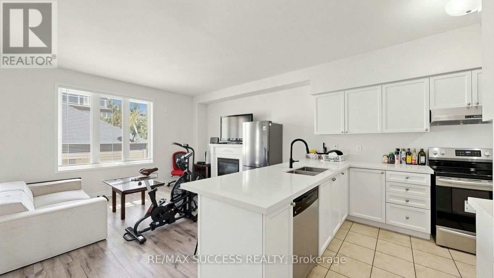 19 Boot Terrace, Toronto, ON, M3J 0A1 - 15