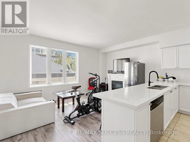 19 Boot Terrace, Toronto, ON, M3J 0A1 - 15