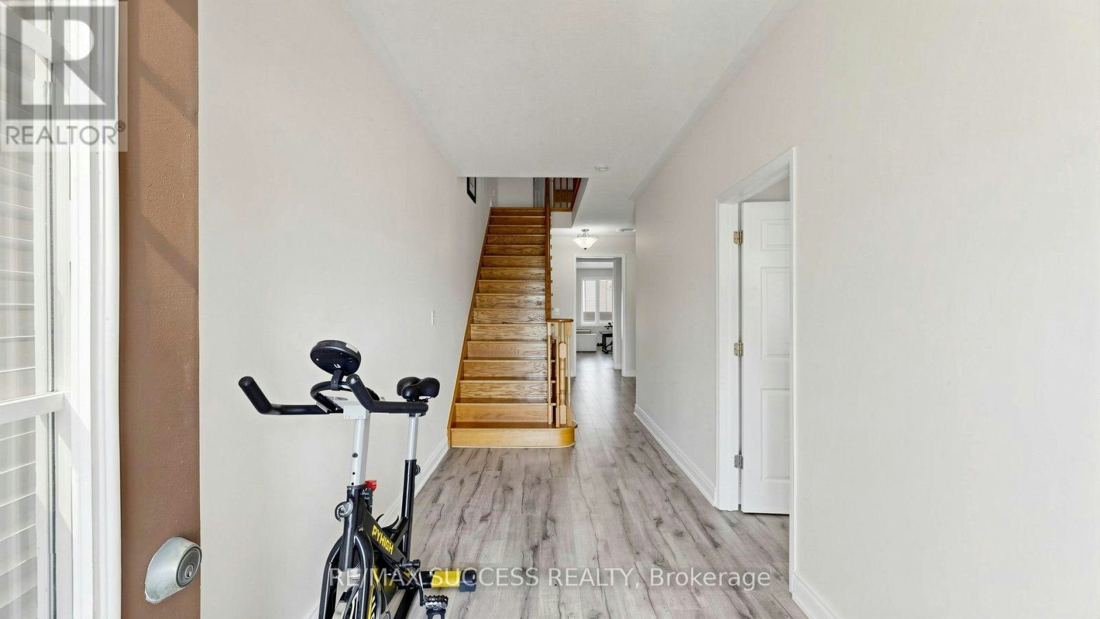 19 Boot Terrace, Toronto, ON, M3J 0A1 - 27