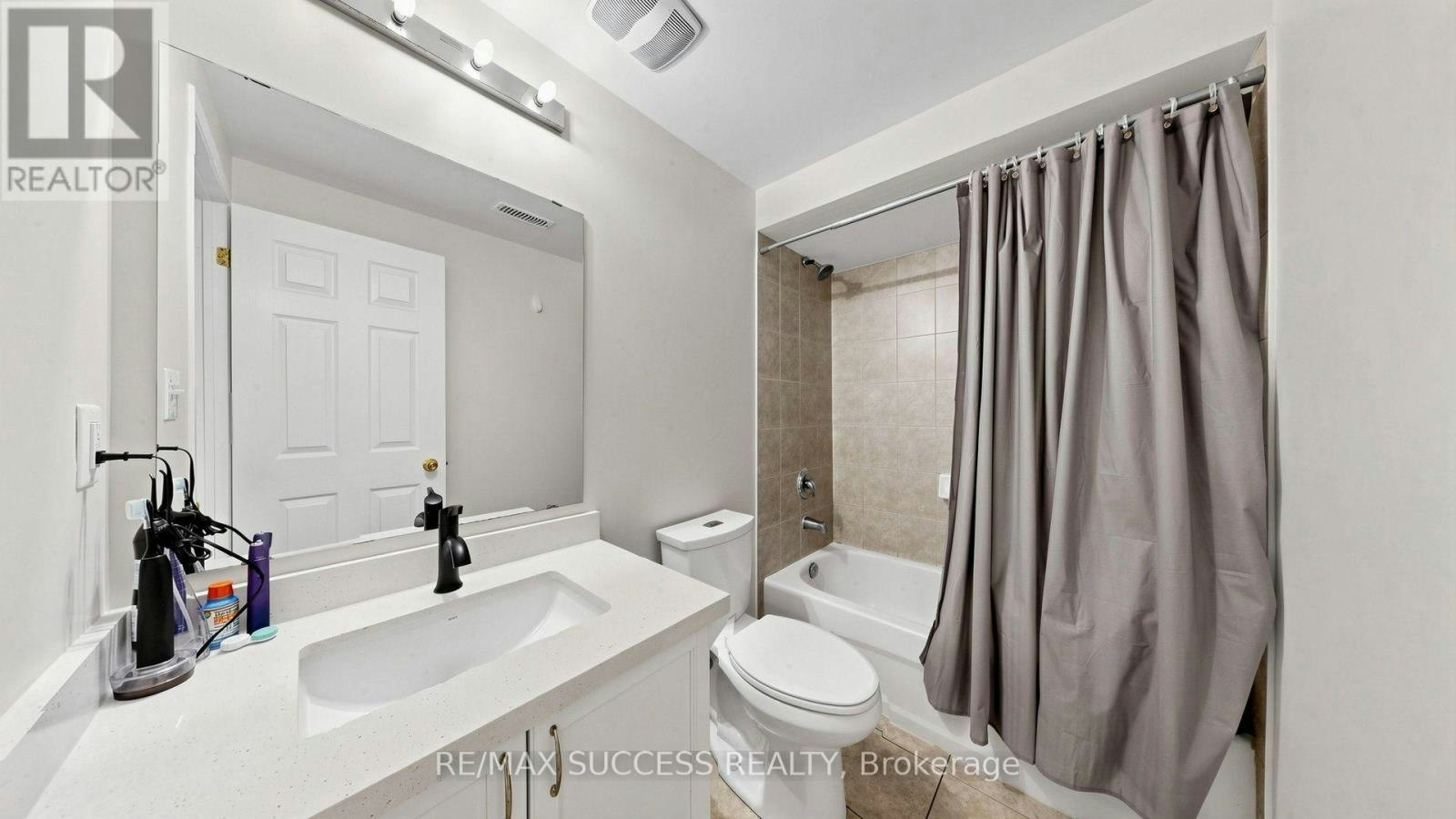 19 Boot Terrace, Toronto, ON, M3J 0A1 - 8