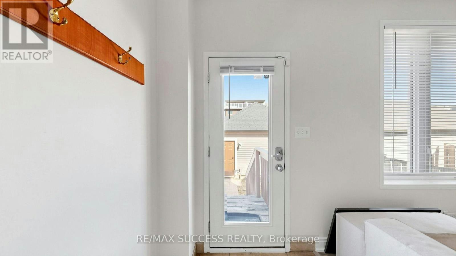 19 Boot Terrace, Toronto, ON, M3J 0A1 - 17