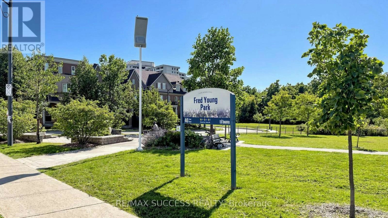 19 Boot Terrace, Toronto, ON, M3J 0A1 - 45