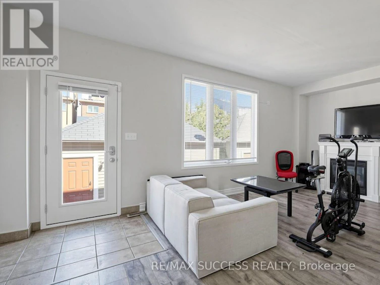 19 Boot Terrace, Toronto, ON, M3J 0A1 - 16