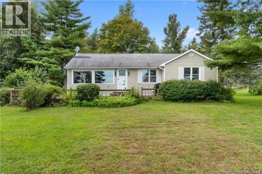72 Hanington, Shediac Cape, NB, E4P 3E2