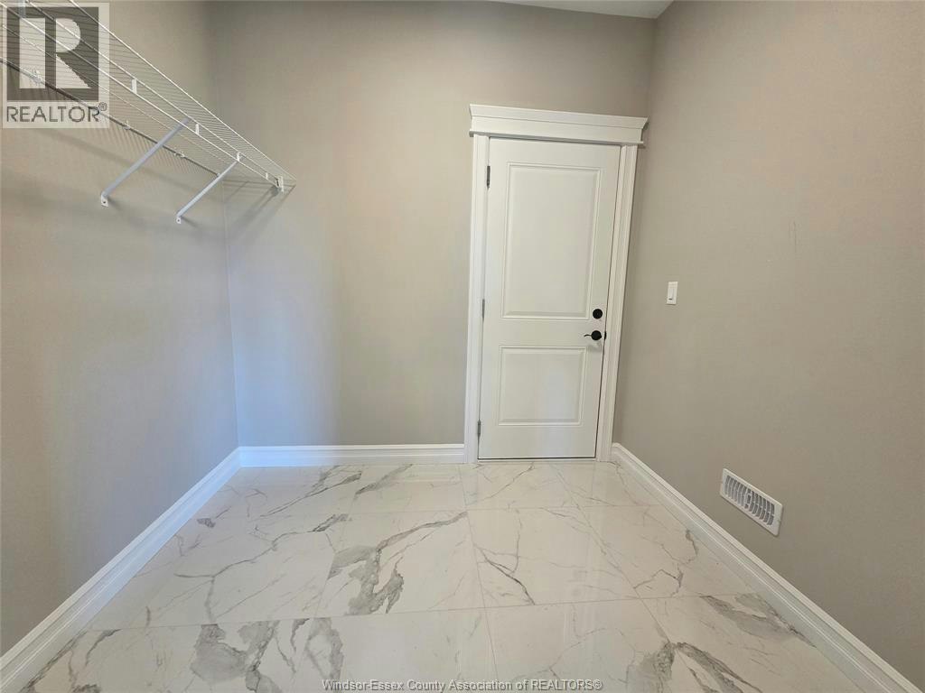 4410 Belmont, Lakeshore, ON, N0R 1A0 - 3